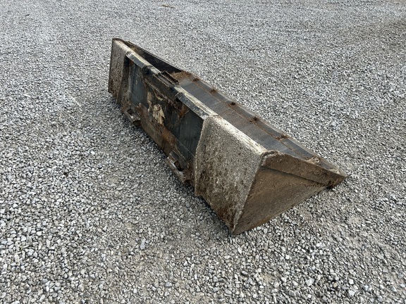 Photo of 2023 John Deere 325G