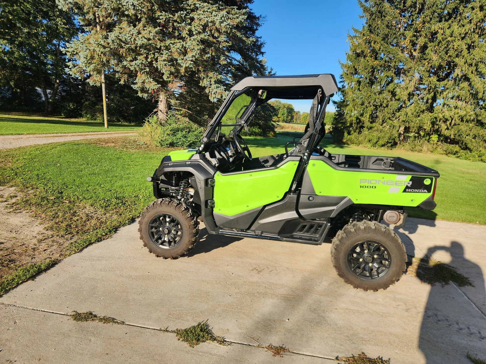 2023 Honda Pioneer 1000 Image 3
