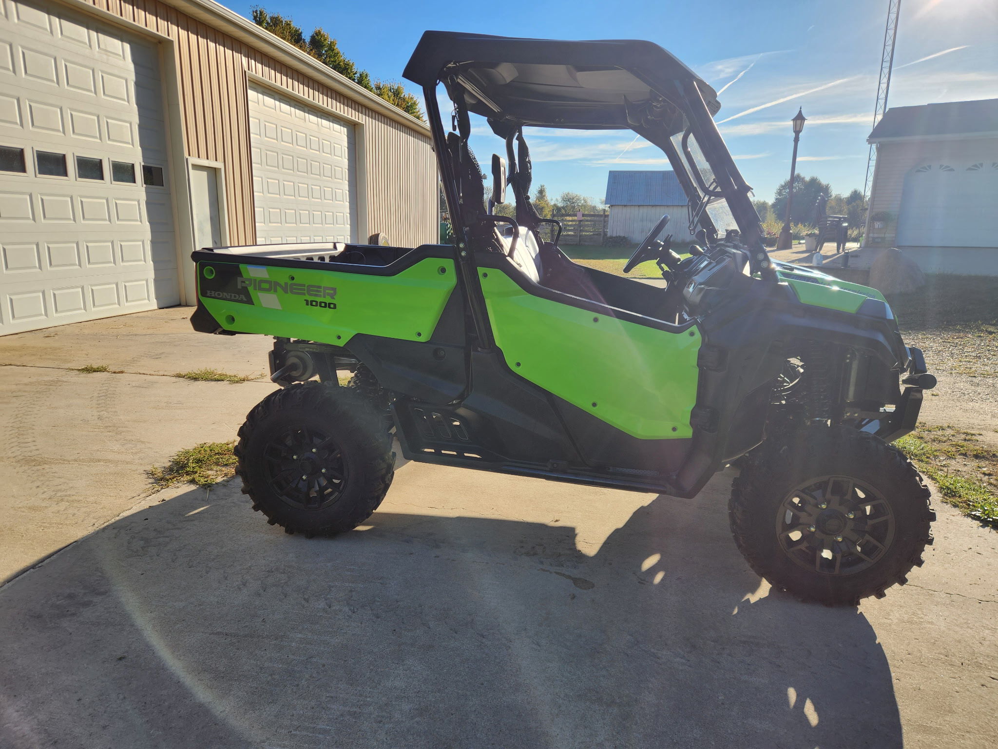 2023 Honda Pioneer 1000 Image 1
