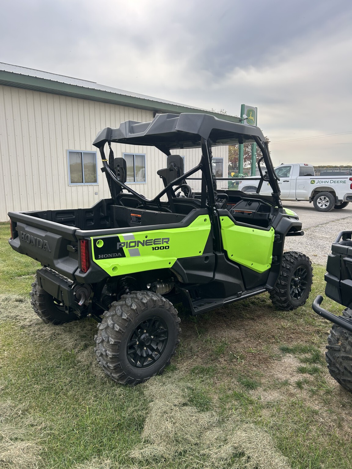 2023 Honda Pioneer 1000 Image 6