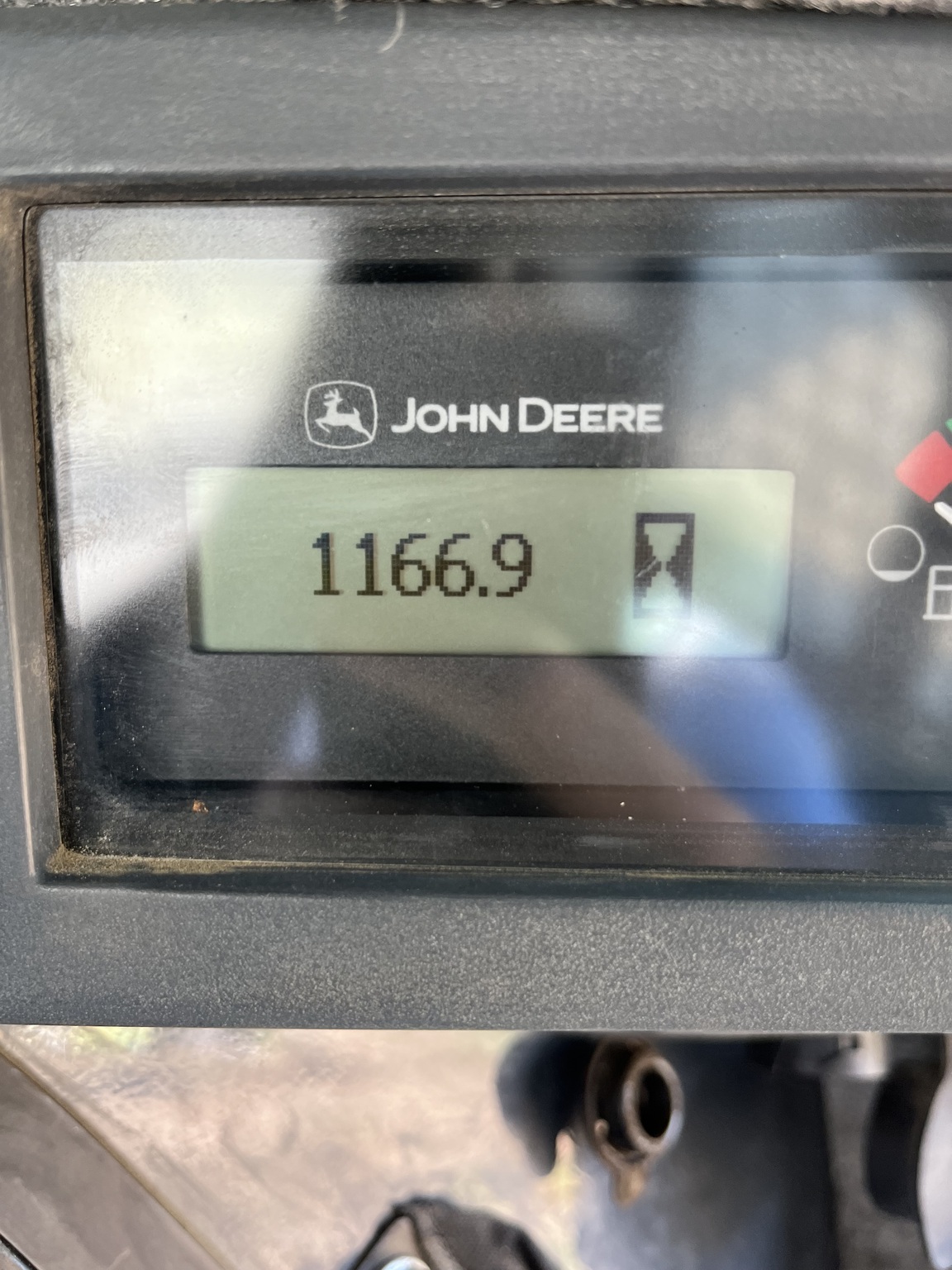 2015 John Deere 333E Image 5