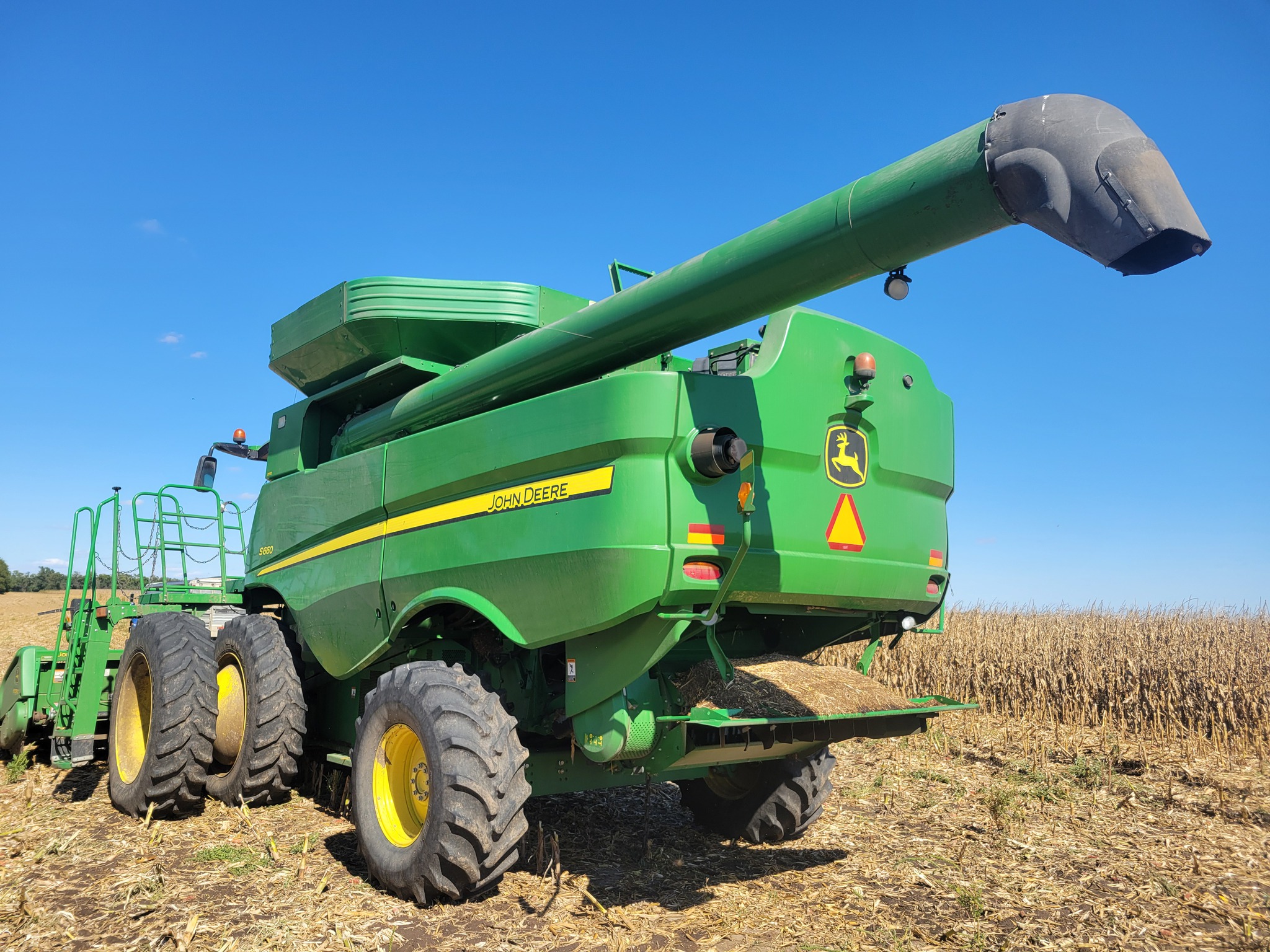 2013 John Deere S660 Image 3