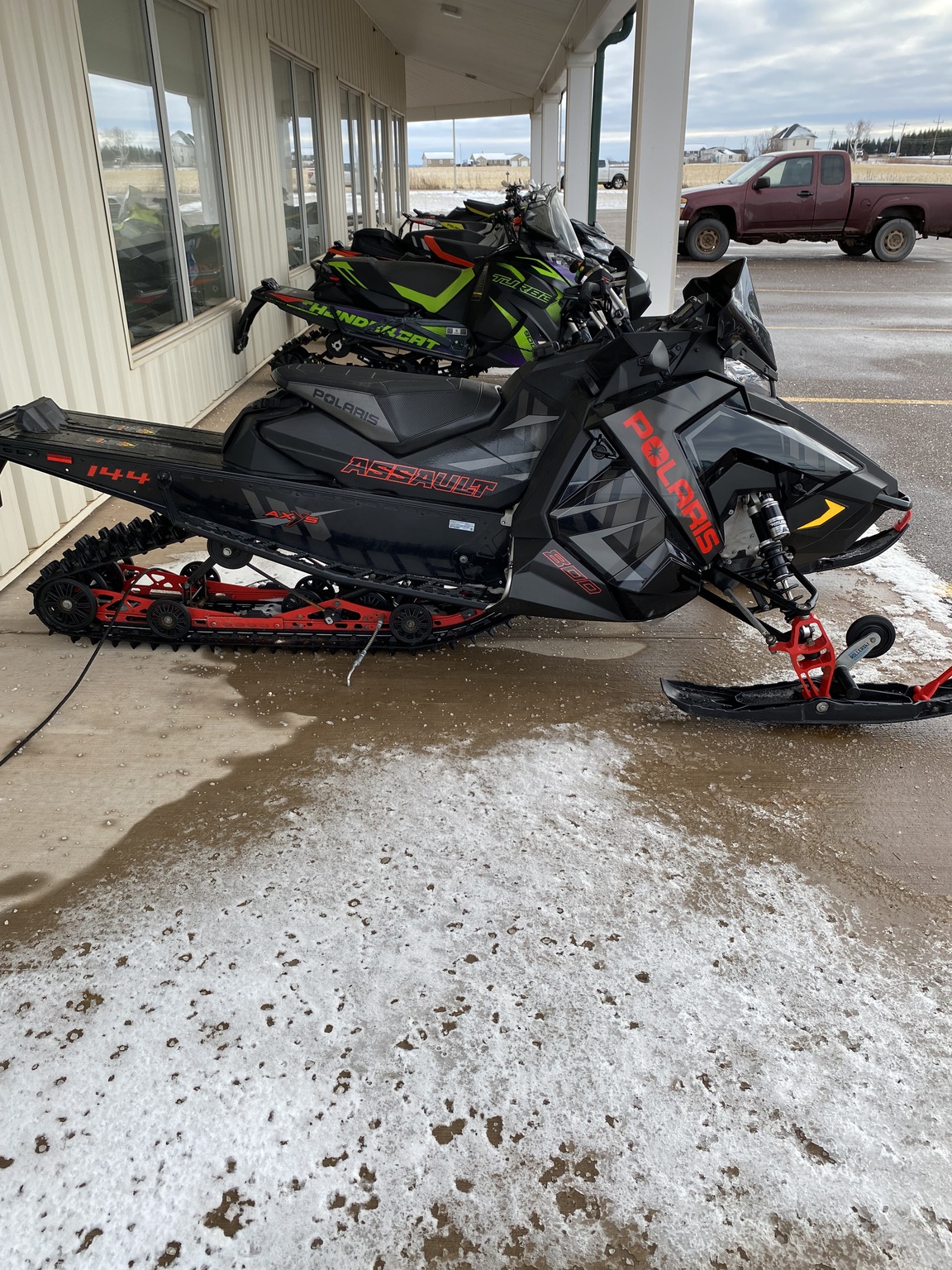 2020 Polaris Switchback Assault 800 Image 4
