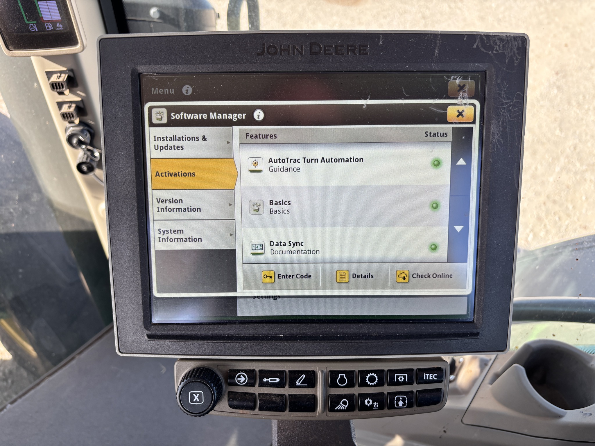 2023 John Deere 8R 410 Image 15