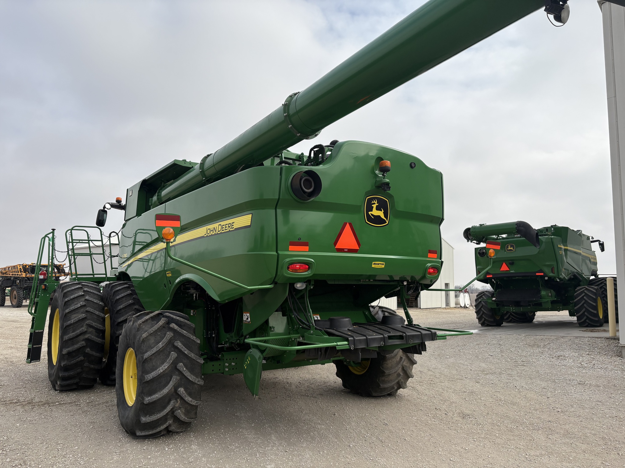  2020 John Deere S780 at Heritage Tractor in Kewanee, IL