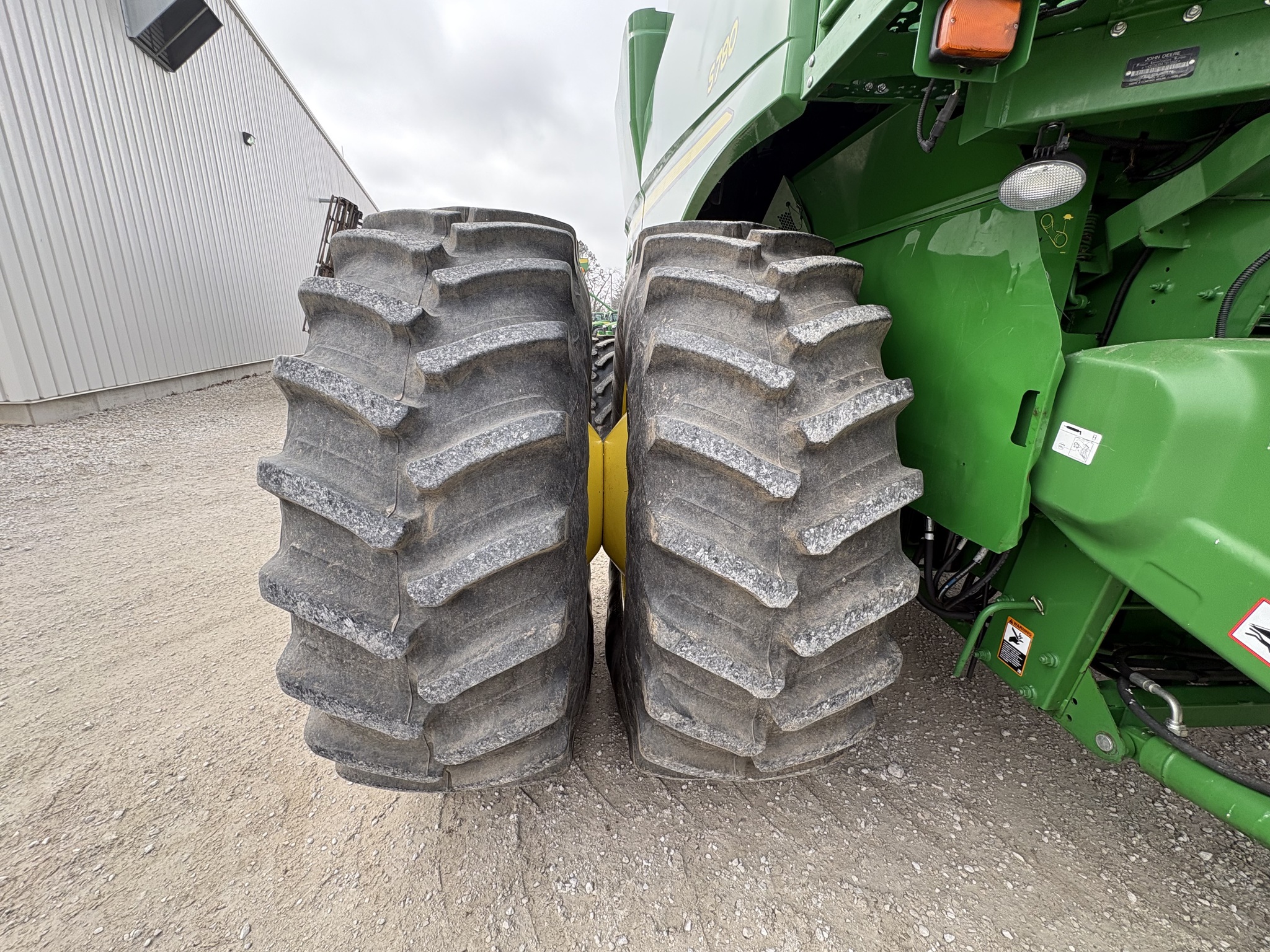  2020 John Deere S780 at Heritage Tractor in Kewanee, IL