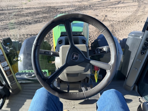 2024 John Deere 8R 310 - Photo33