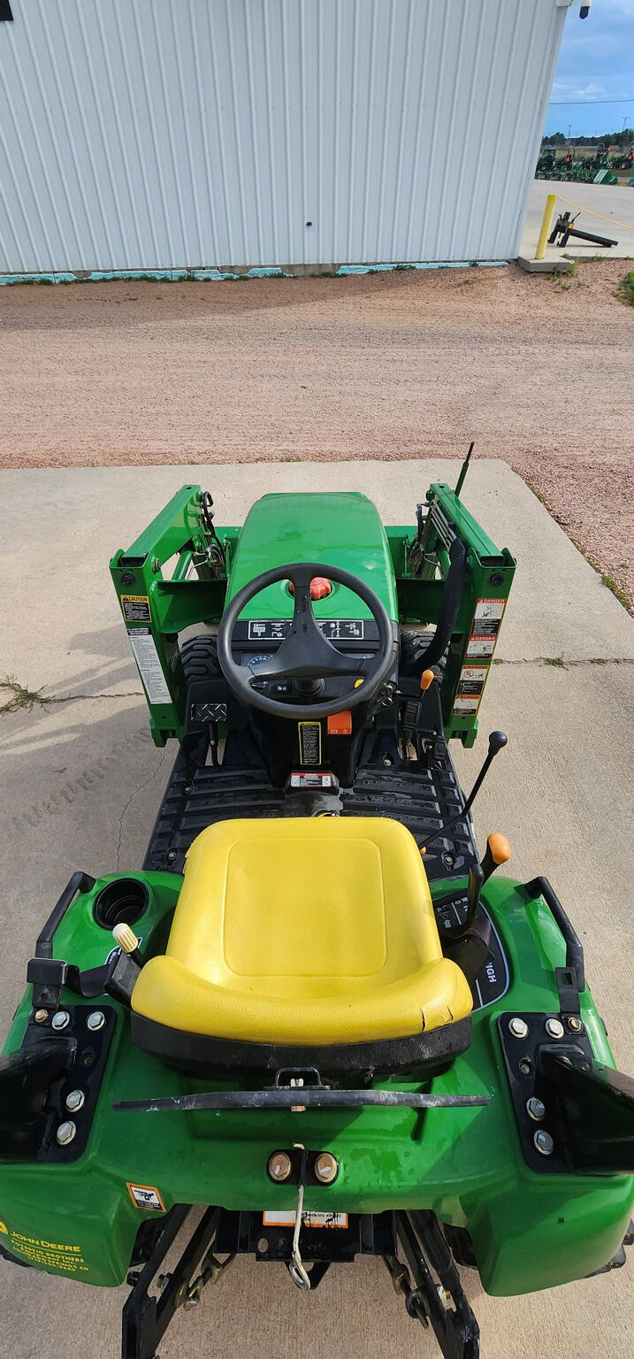 2004 John Deere 2210 Image 5