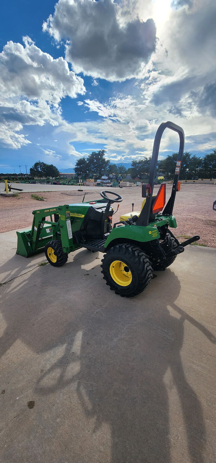 2004 John Deere 2210 Image 4