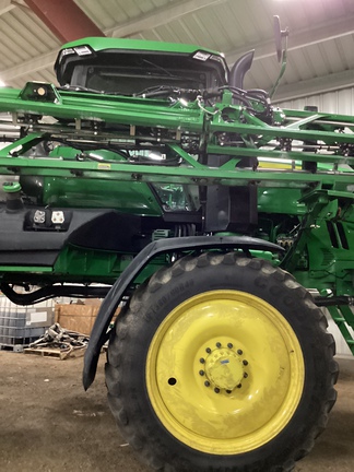 2025 John Deere 412R - Photo10