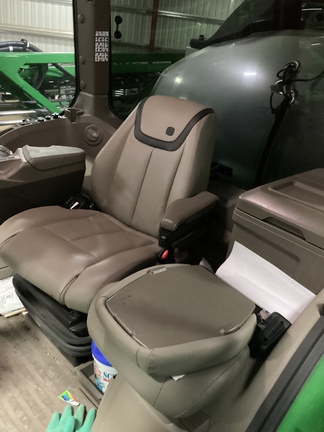 2025 John Deere 412R - Photo18