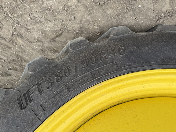 2025 John Deere 412R - Photo8
