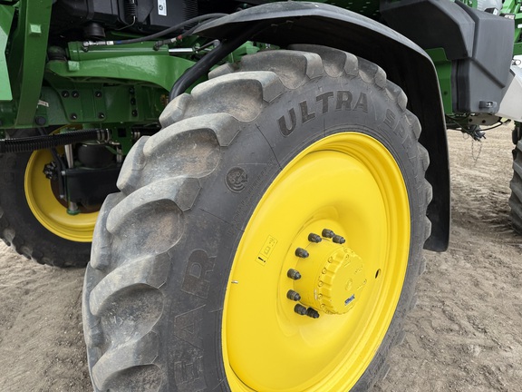 2025 John Deere 412R - Photo9