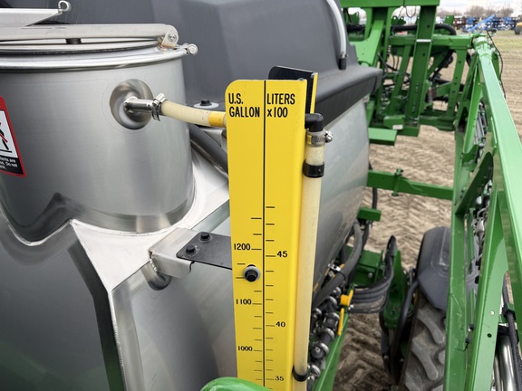 2025 John Deere 412R - Photo35