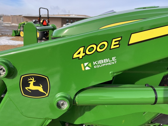 2025 John Deere 4044M - Photo35