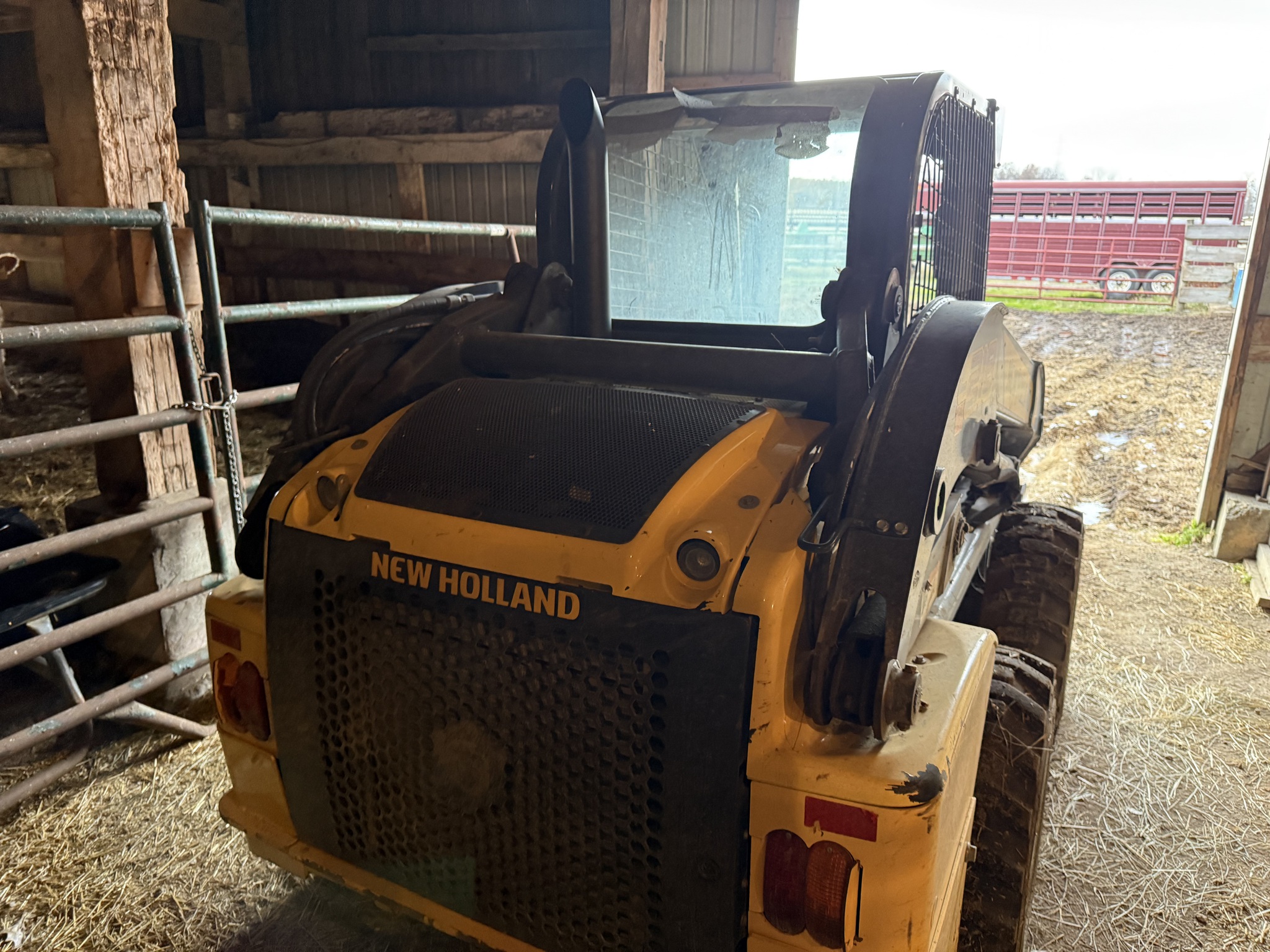 2014 New Holland L218 Image 3