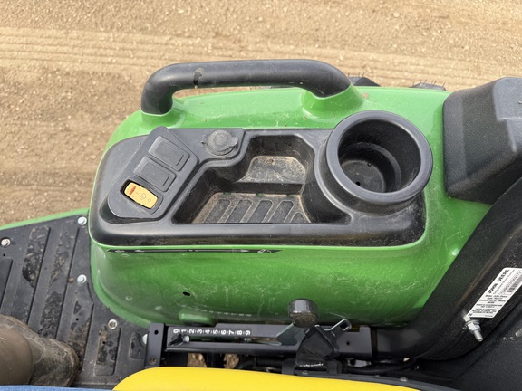 2025 John Deere 3038E - Photo27