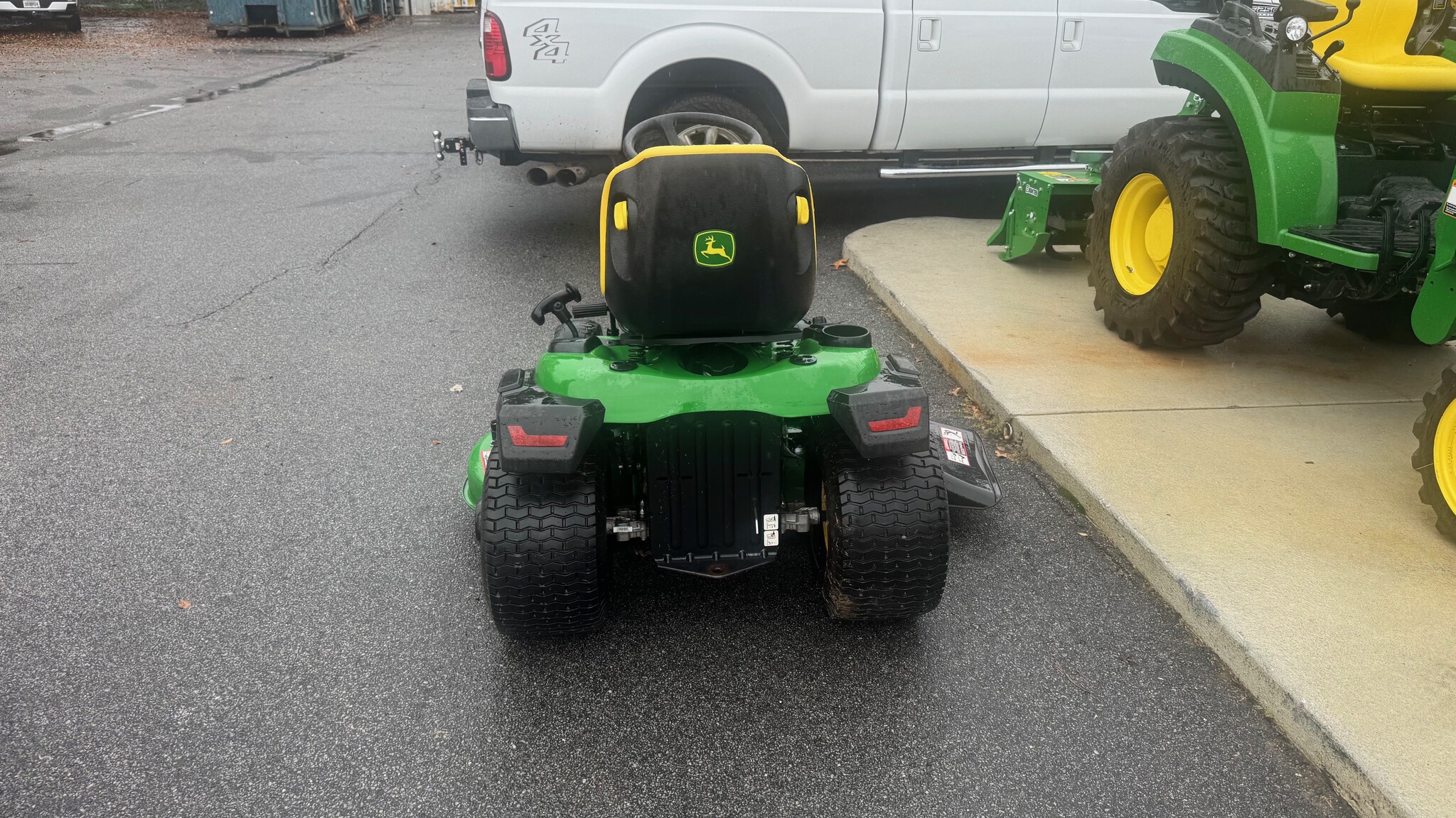John Deere S160 Image 4