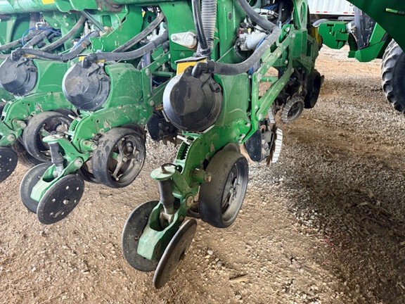 Photo of 2021 John Deere 1795