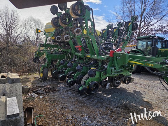 Photo of 2021 John Deere 1795