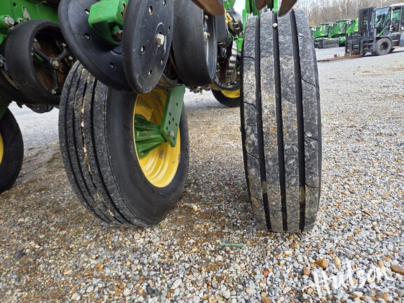 Photo of 2021 John Deere 1795