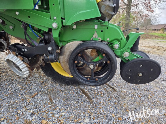 Photo of 2021 John Deere 1795