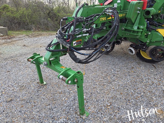 Photo of 2021 John Deere 1795