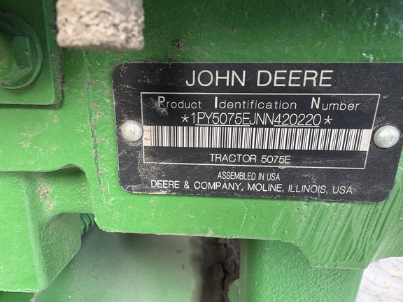 2022 John Deere 5075E - Photo12