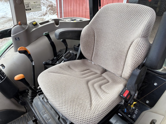 2022 John Deere 5075E - Photo9