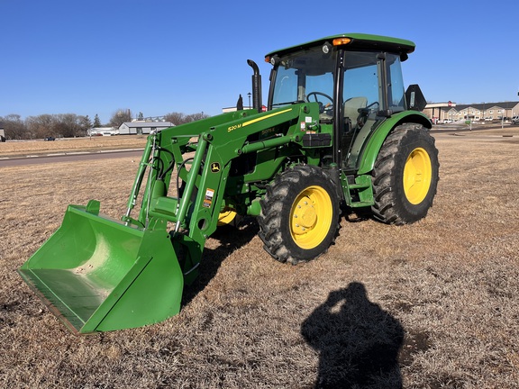  John Deere 5075E