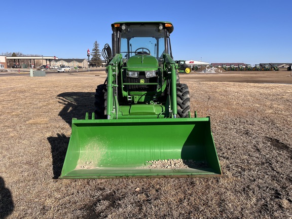 2022 John Deere 5075E - Photo2