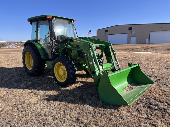 2022 John Deere 5075E - Photo3