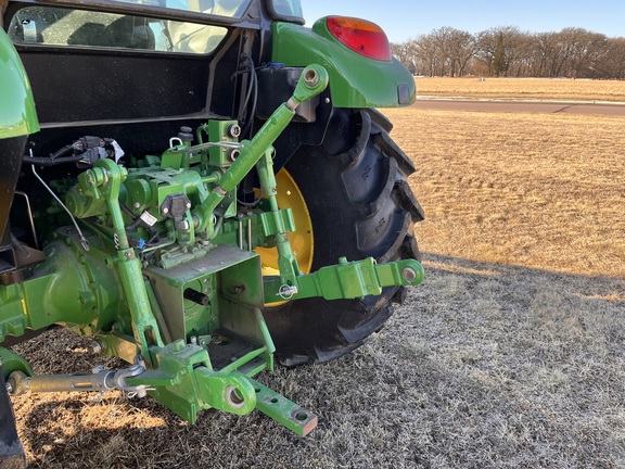 2022 John Deere 5075E - Photo28