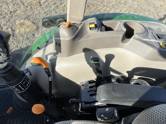 2022 John Deere 5075E - Photo31