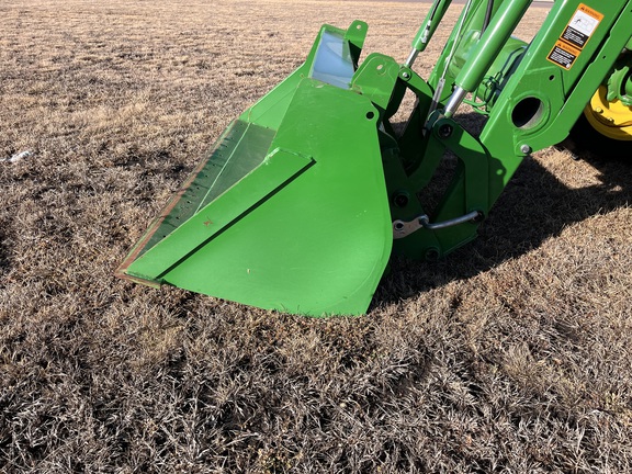 2022 John Deere 5075E - Photo35