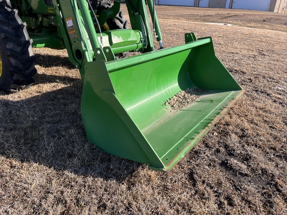 2022 John Deere 5075E - Photo38