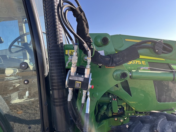 2022 John Deere 5075E - Photo40