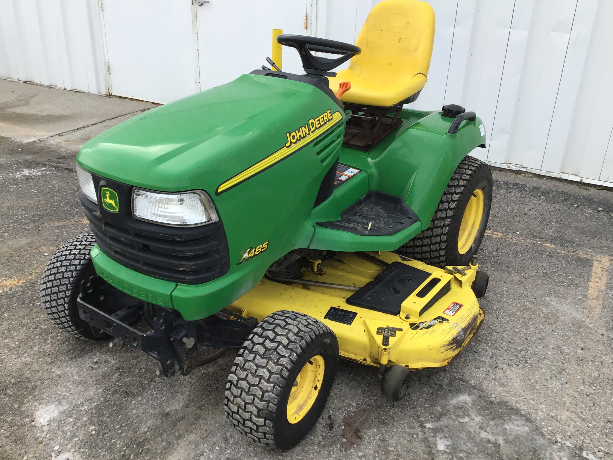 2004 John Deere X485 Image 2