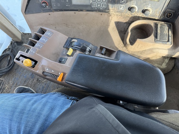 1998 John Deere 8400T - Photo30