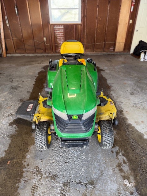 2018 John Deere X570 Image 2
