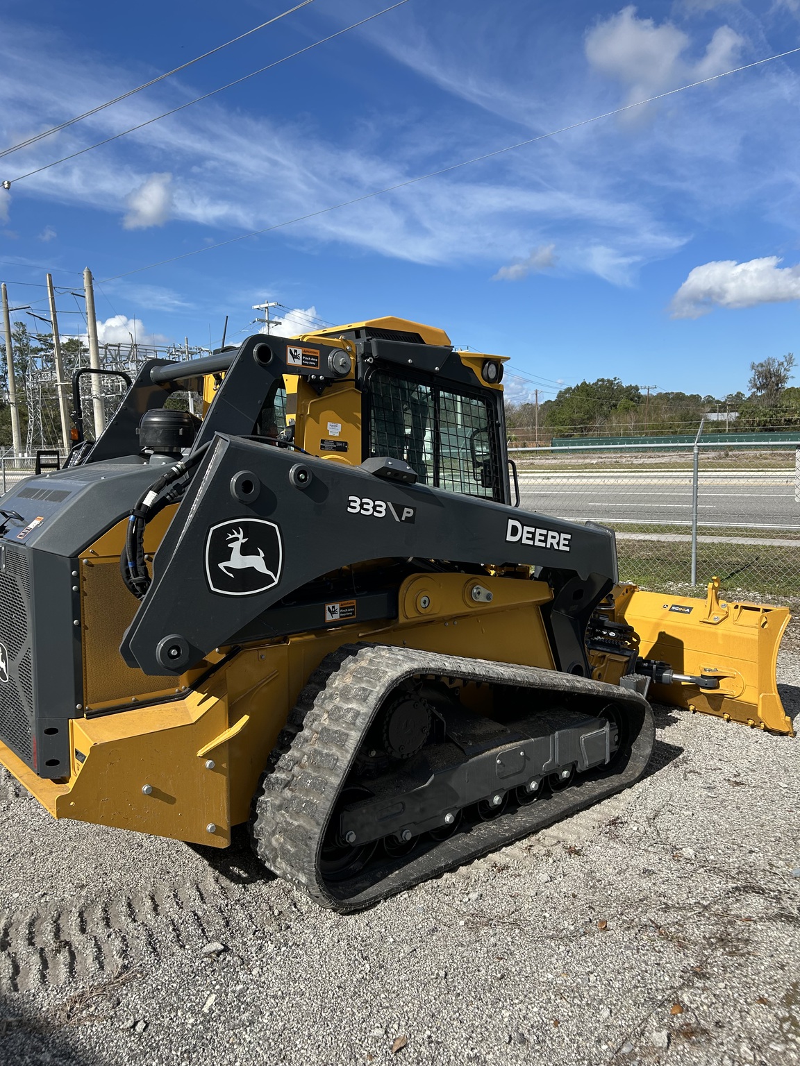 2026 John Deere 333 P Image 3