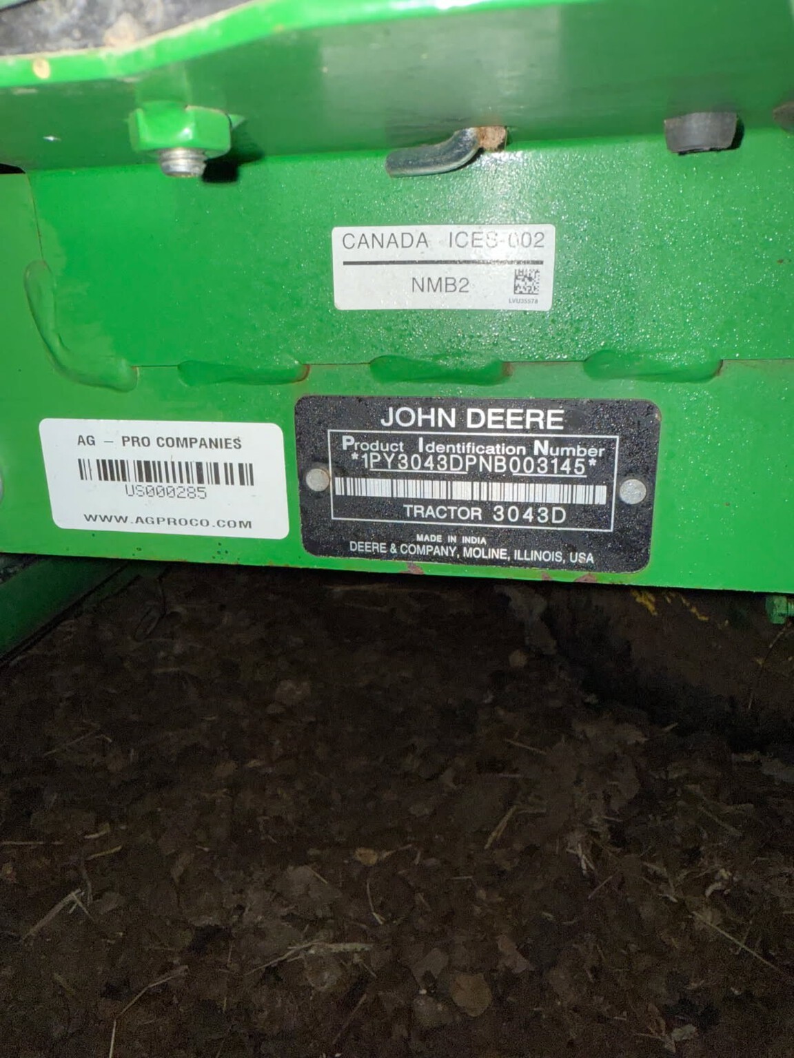 2022 John Deere 3043D Image 6