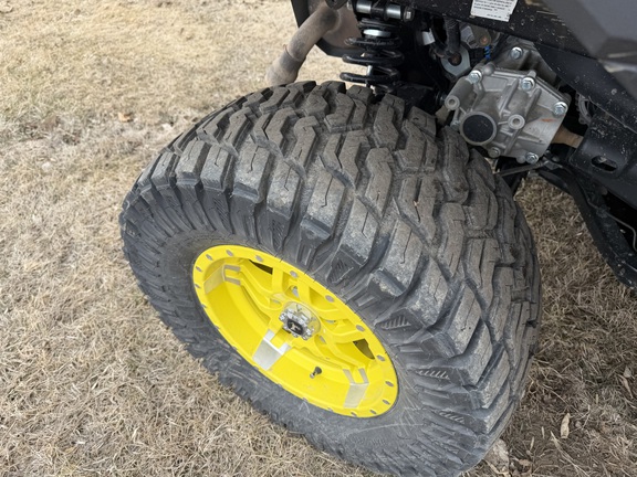 2025 John Deere XUV 845R - Photo12