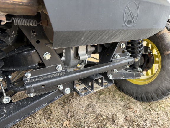 2025 John Deere XUV 845R - Photo14