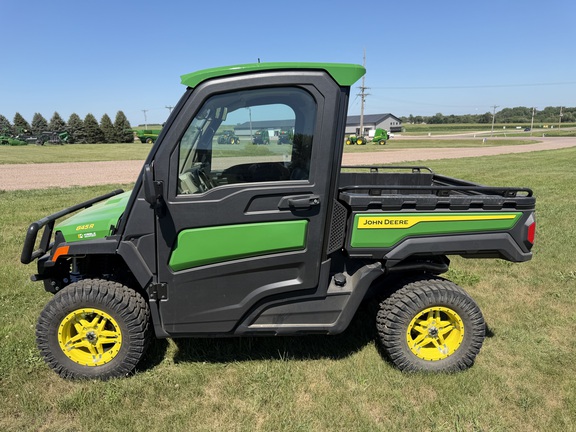 2025 John Deere XUV 845R - Photo6