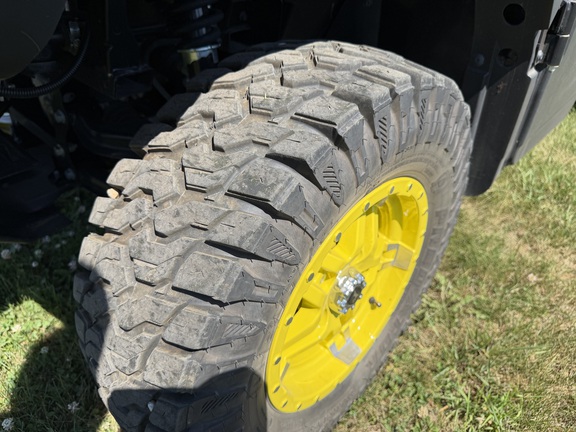 2025 John Deere XUV 845R - Photo10