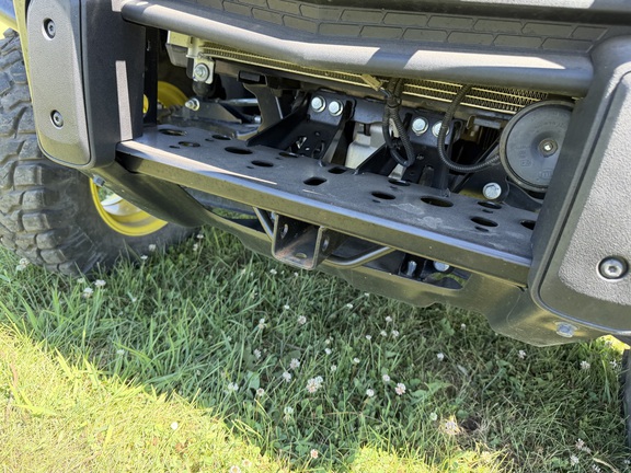 2025 John Deere XUV 845R - Photo17