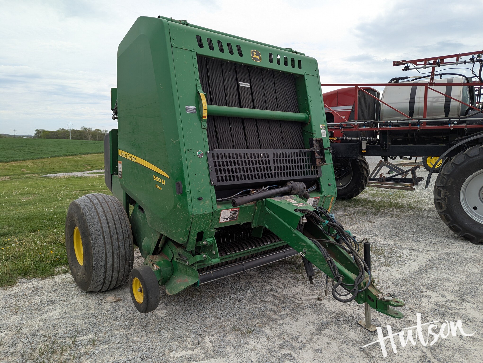 2019 John Deere 560M