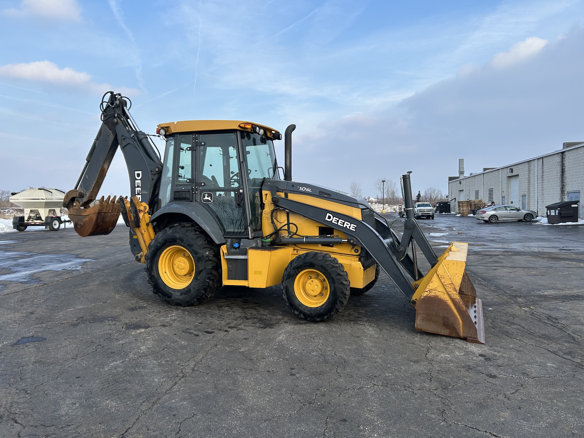 2022 John Deere 310SL Image 4