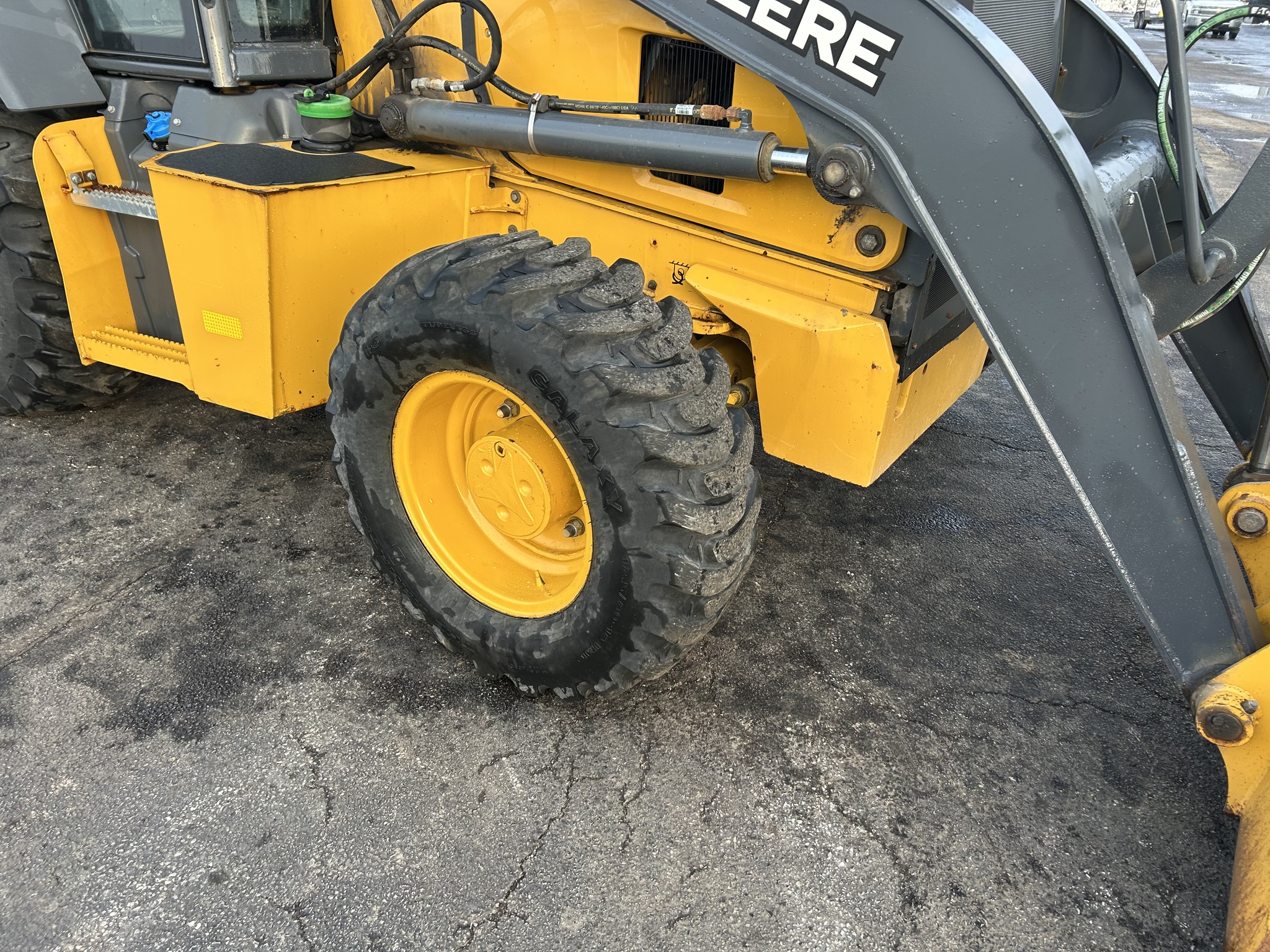 2022 John Deere 310SL Image 7